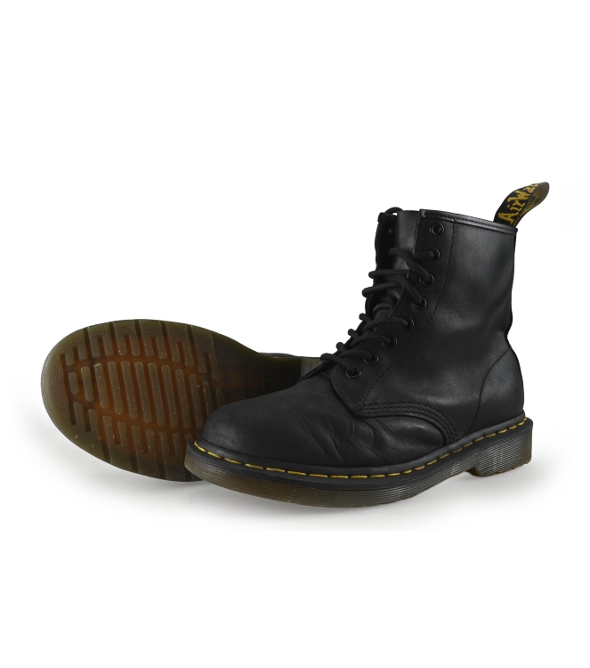 Dr. Martens Schnürstiefel