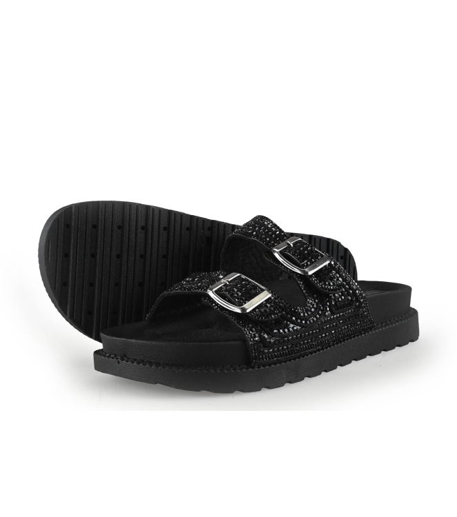 Studio London Slip-ons