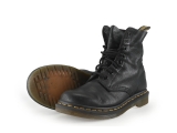 Dr. Martens Schnürstiefel