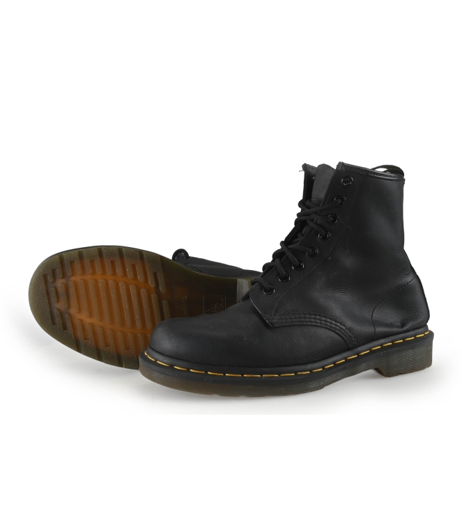 Dr. Martens Schnürstiefel