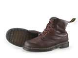 Dr. Martens Schnürstiefel