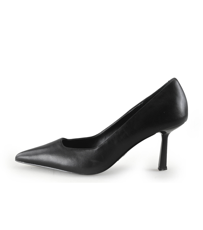 Steve Madden pumps