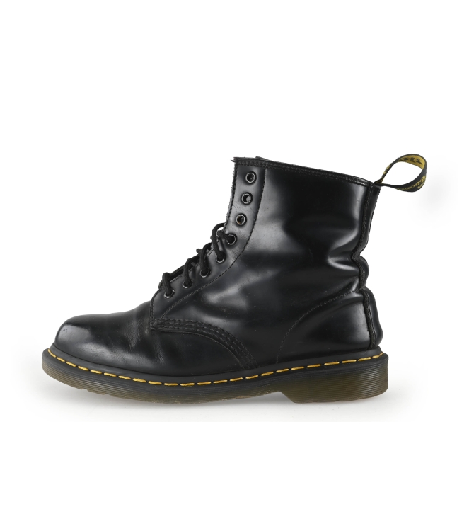 Dr. Martens Schnürstiefel