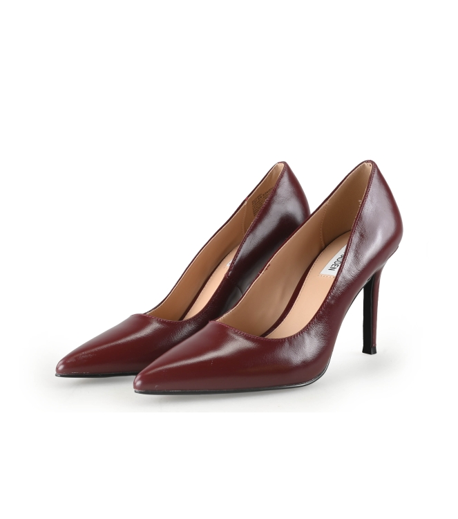 Steve Madden pumps