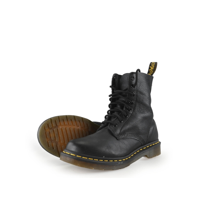 Dr. Martens Schnürstiefel