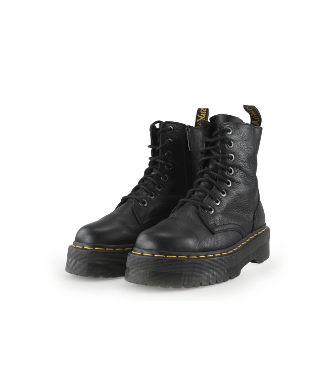 Dr. Martens Schnürstiefel