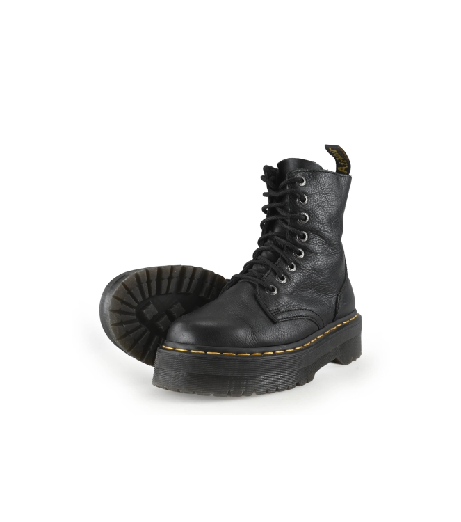 Dr. Martens Schnürstiefel