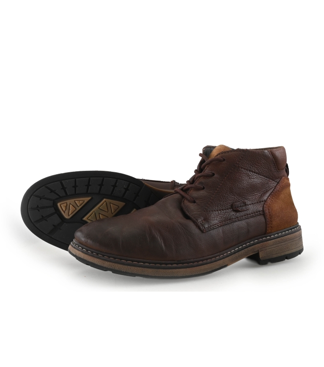 Outfielder Schnürstiefel