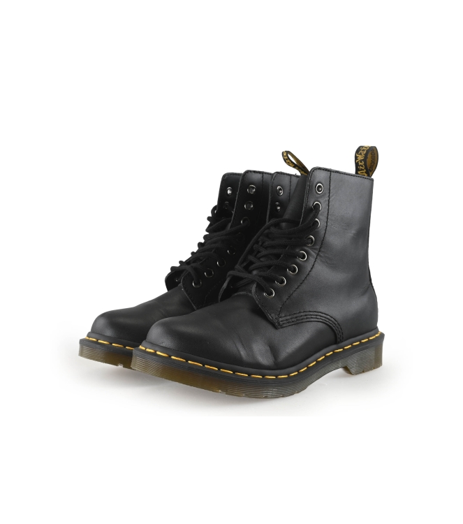 Dr. Martens Schnürstiefel