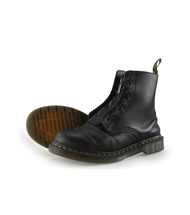 Dr. Martens Schnürstiefel
