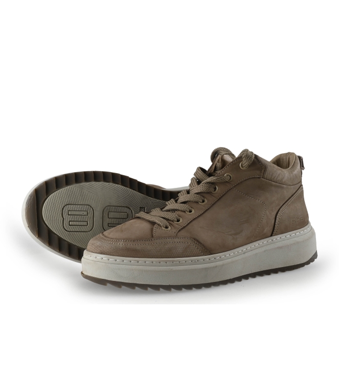 Rehab Sneaker