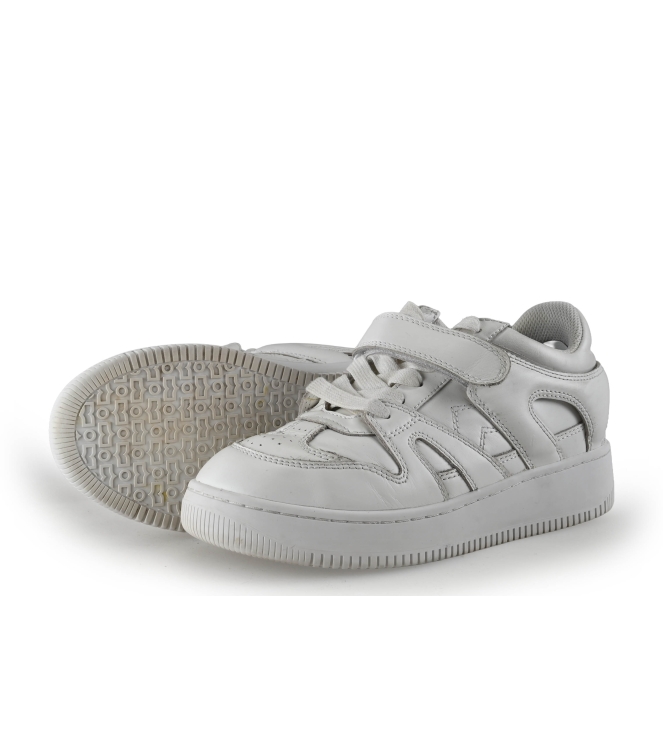 Next Sneaker