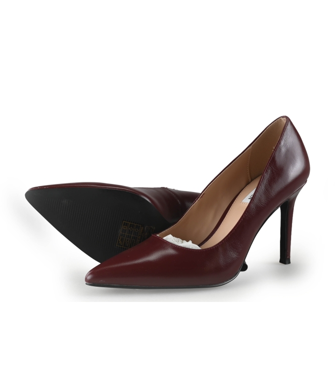 Steve Madden pumps