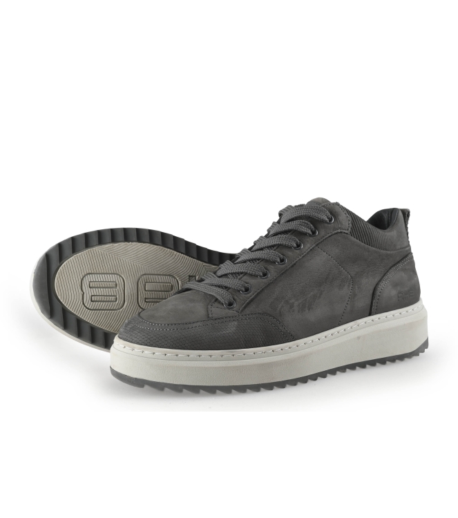 Rehab Sneaker