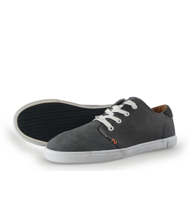 Hub Sneaker