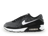 Nike Sneaker