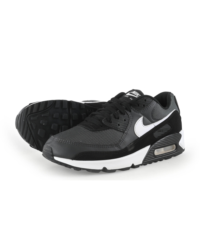 Nike Sneaker