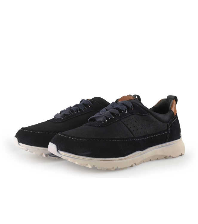 Outfielder Sneaker