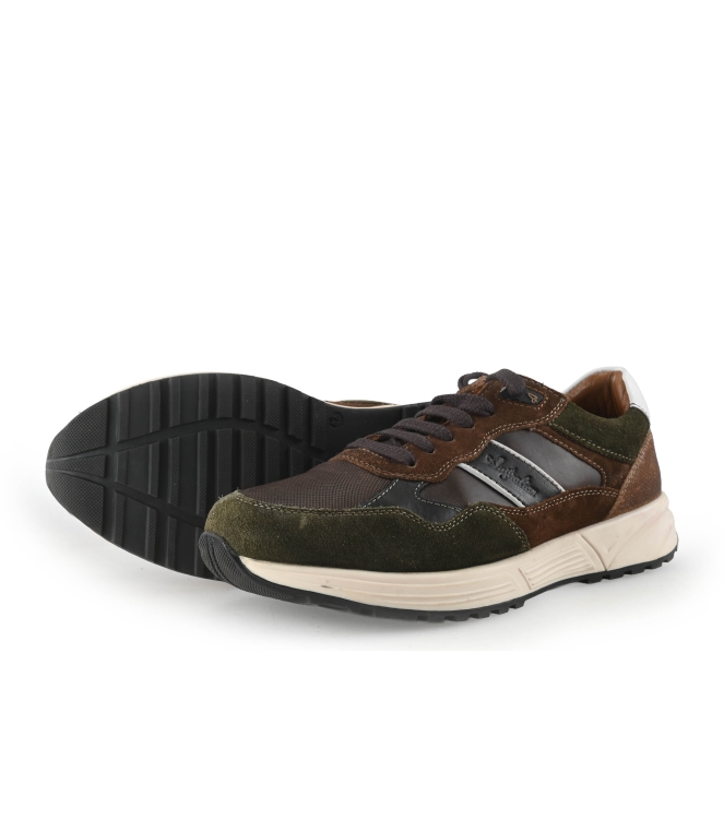 Australian Sneaker