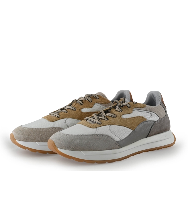 Vertice Sneaker