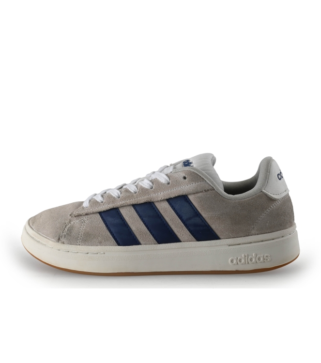 Adidas Sneaker