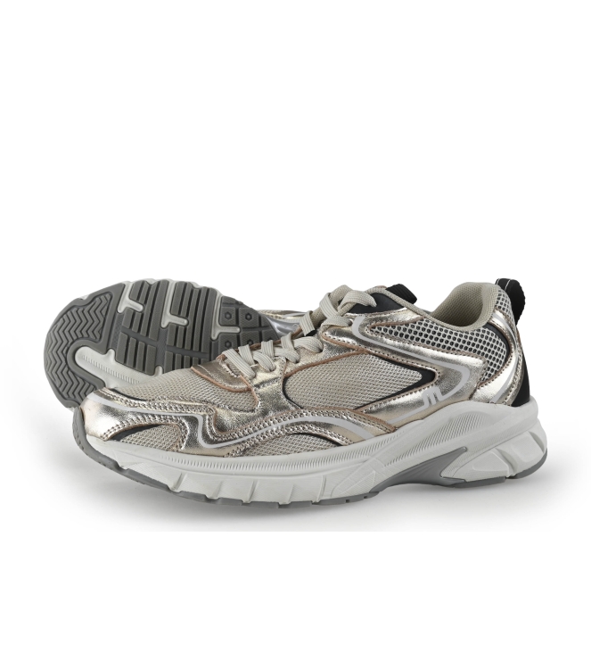 Maruti Sneaker