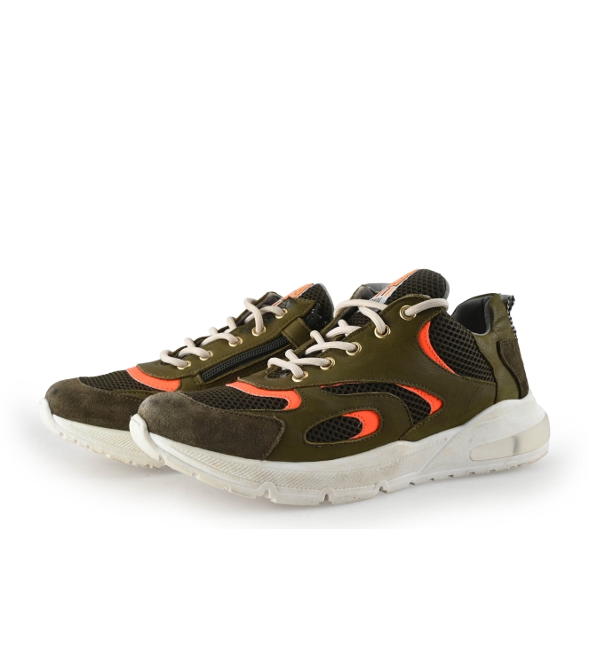 Red-Rag Sneaker