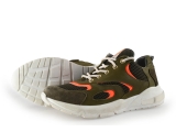 Red-Rag Sneaker