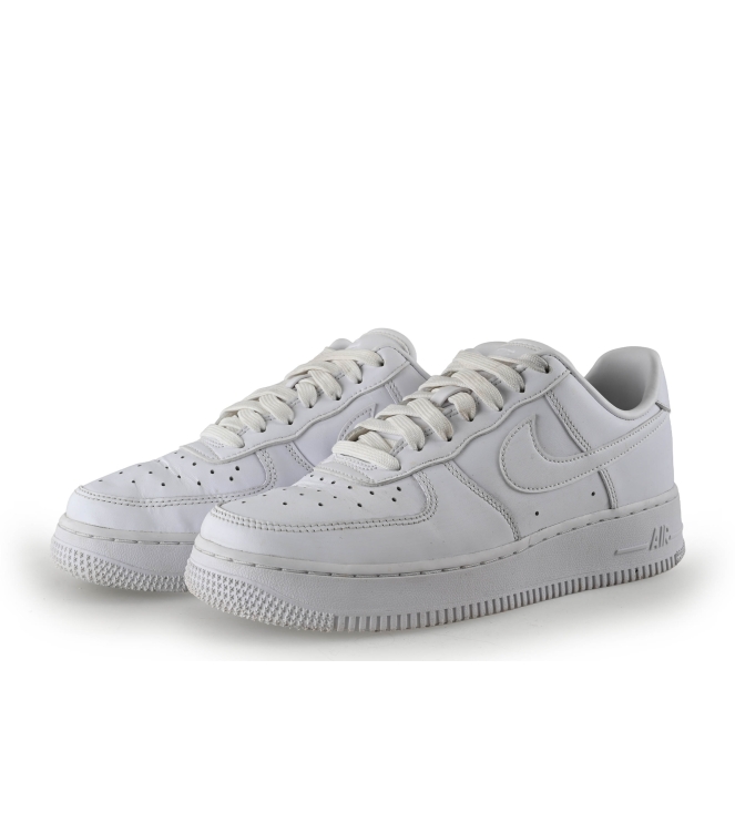 Nike Sneaker