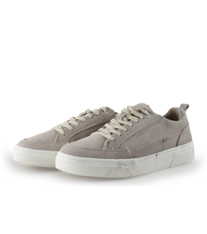 Travelin Sneaker