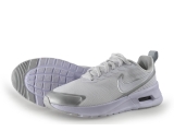 Nike Sneaker