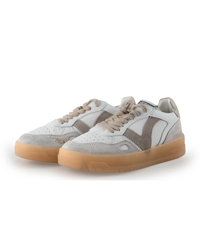 Victoria Sneaker