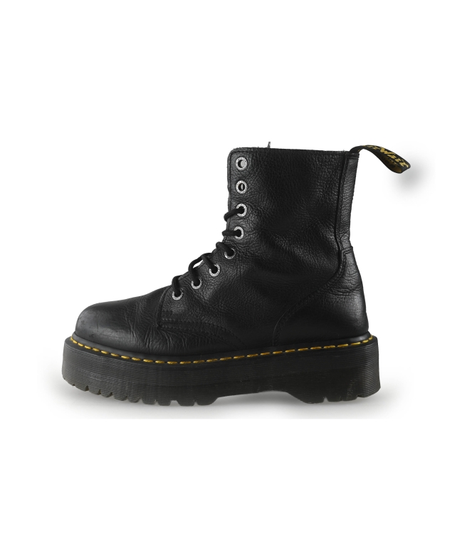 Dr. Martens Schnürstiefel