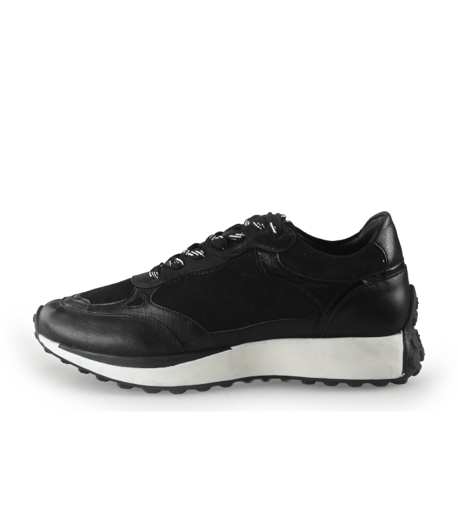 No Stress Sneaker