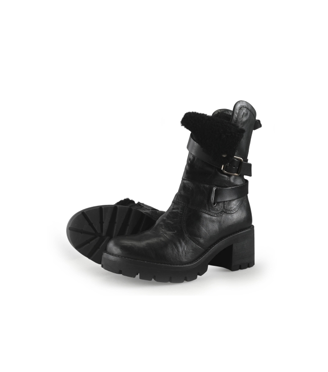 Manas Stiefeletten