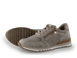 Nova Sneaker