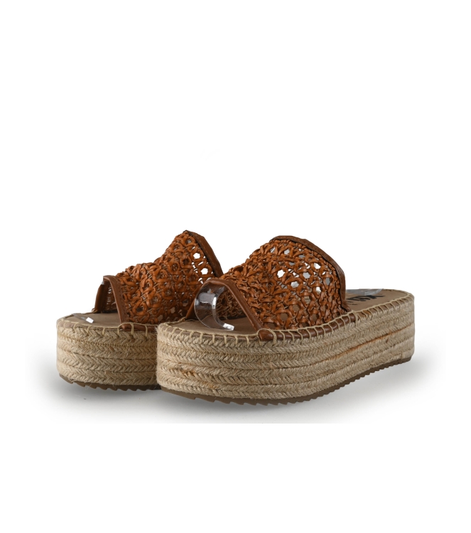 Xti Flip-Flops