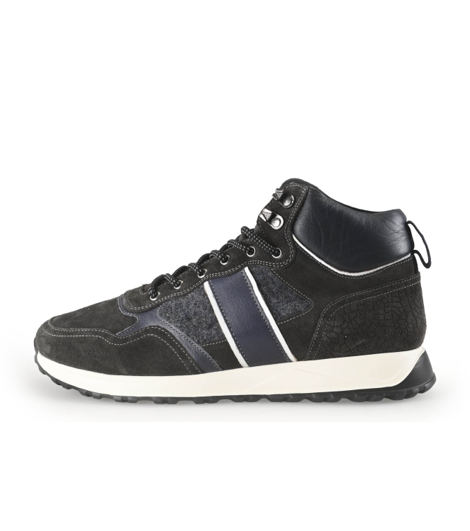 Manfield Sneaker