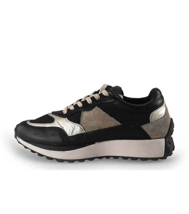 No Stress Sneaker