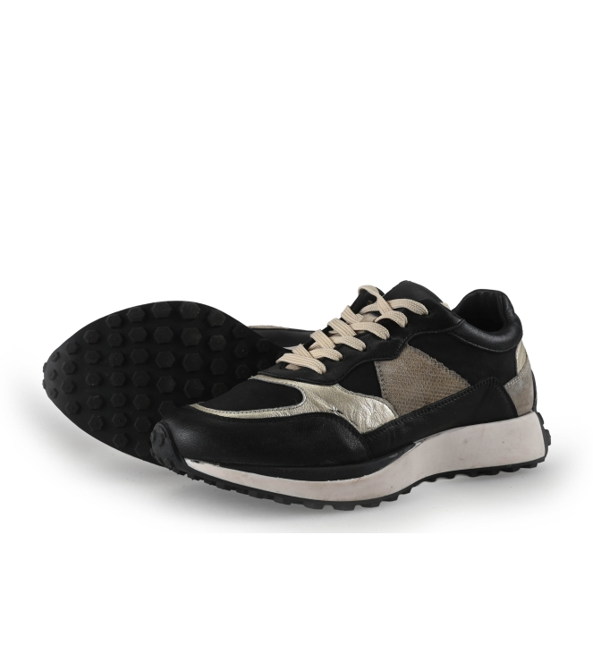 No Stress Sneaker