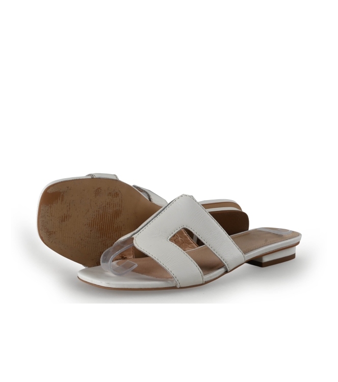 Manfield Flip-Flops