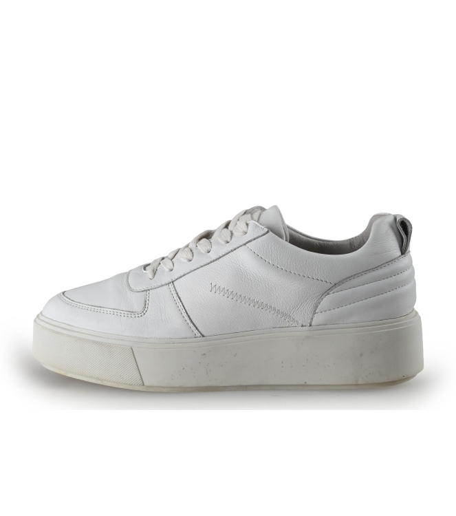 Sacha Sneaker
