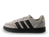 Adidas Sneaker