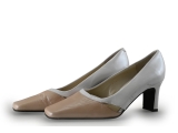 Brenda Zaro pumps