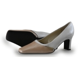 Brenda Zaro pumps