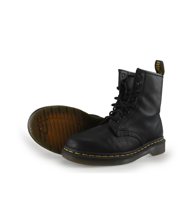 Dr. Martens Schnürstiefel