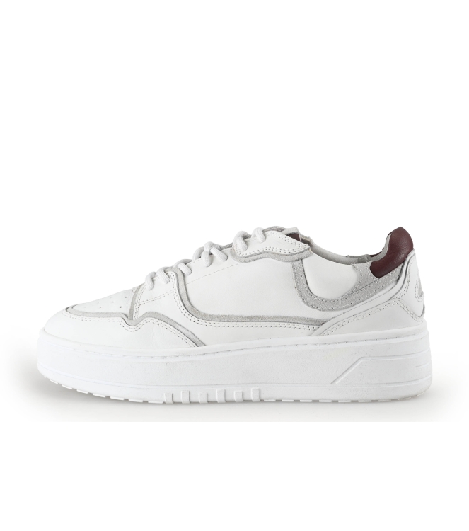 Omoda Sneaker