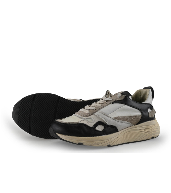 Sacha Sneaker