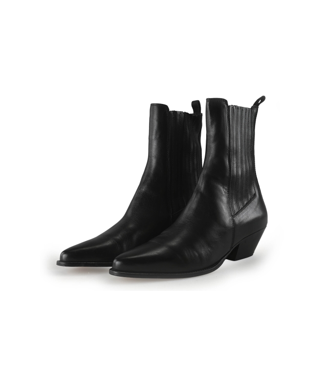 Sacha Stiefel