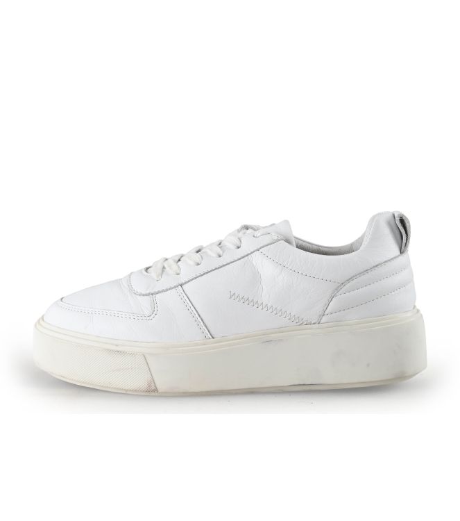 Sacha Sneaker